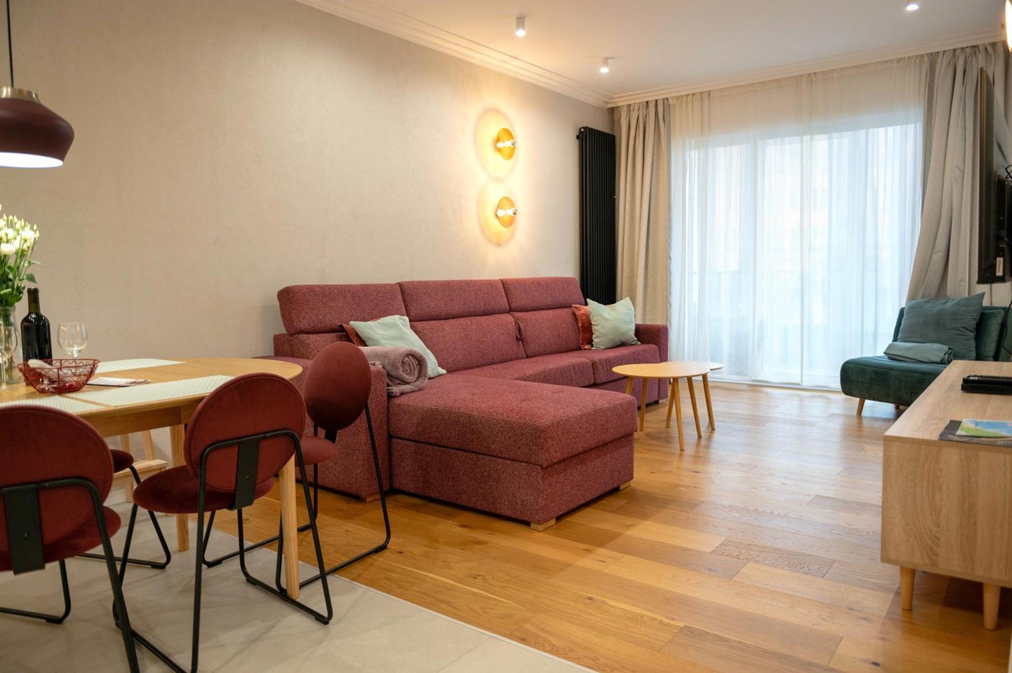 Apartament Raspberry And